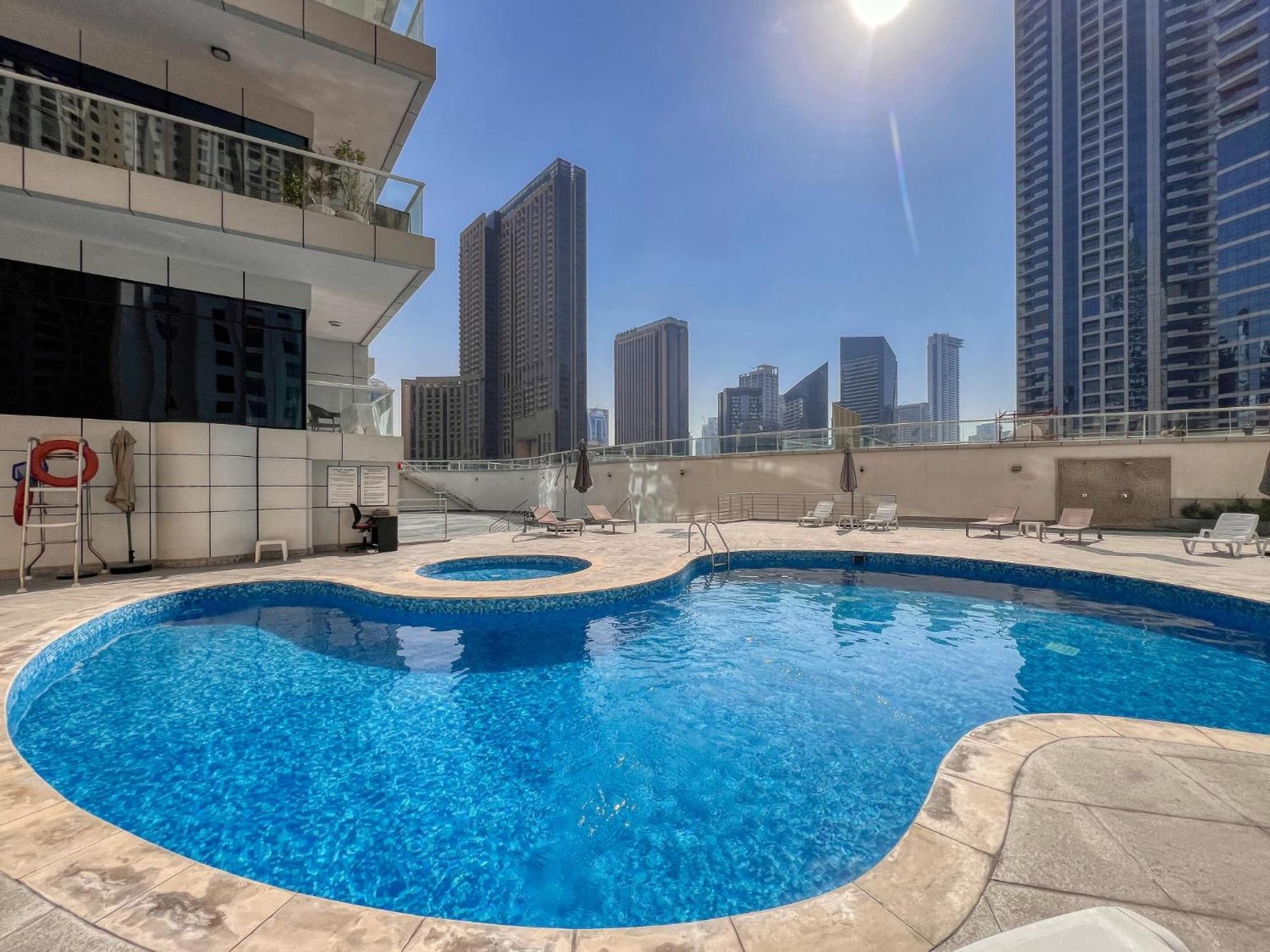 فيلا Lovely Unit With Marina View دبي المظهر الخارجي الصورة